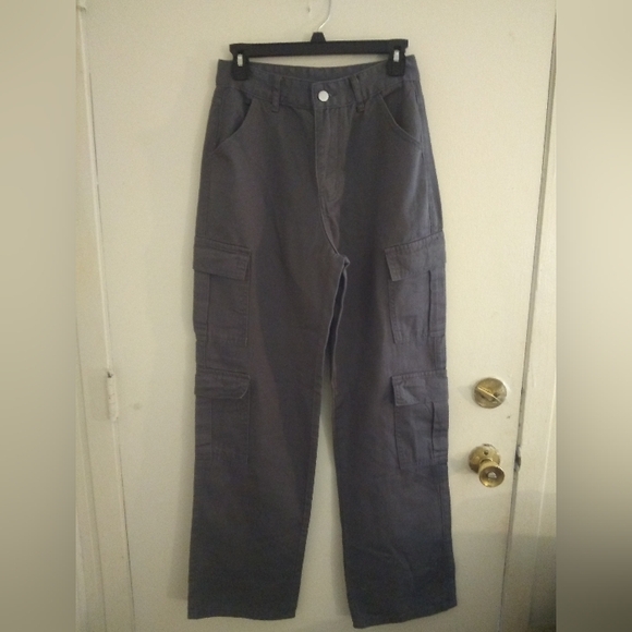 SHEIN Cargo Jeans - Picture 9 of 10